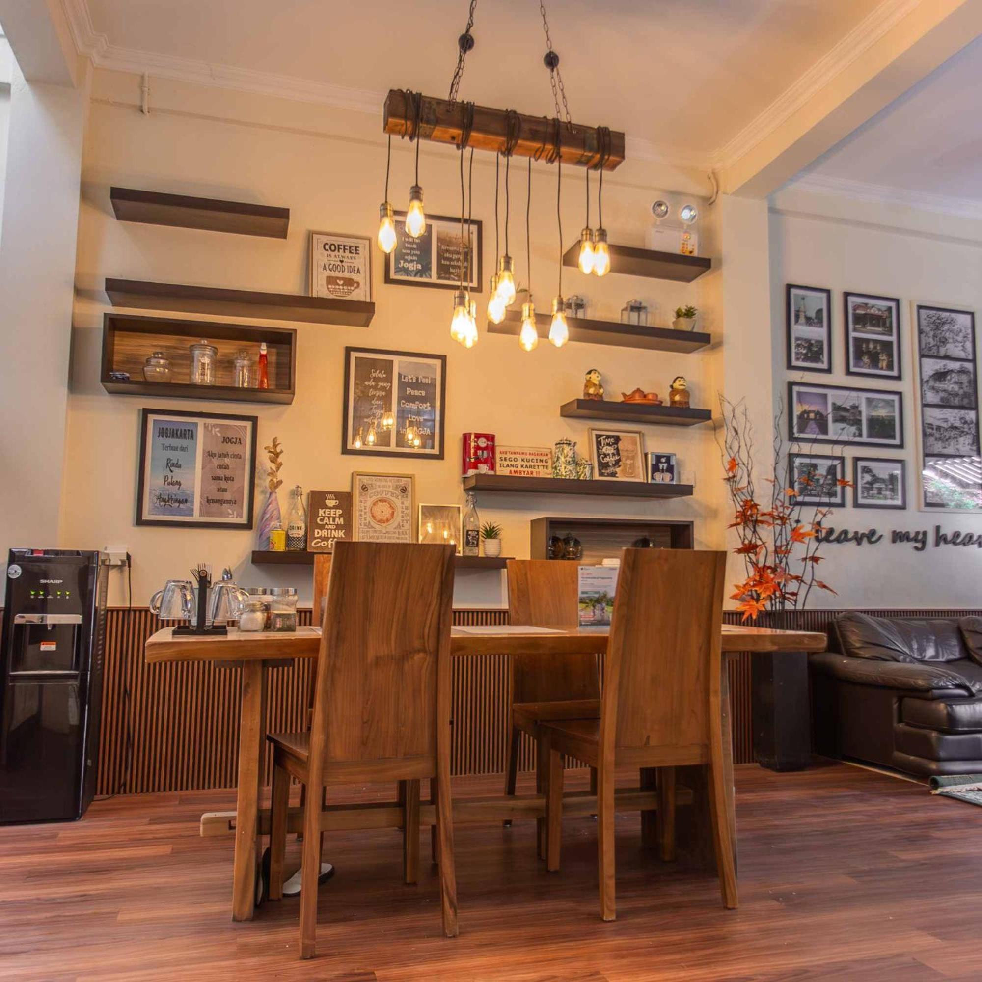 Inez Homestay Yogyakarta Luaran gambar