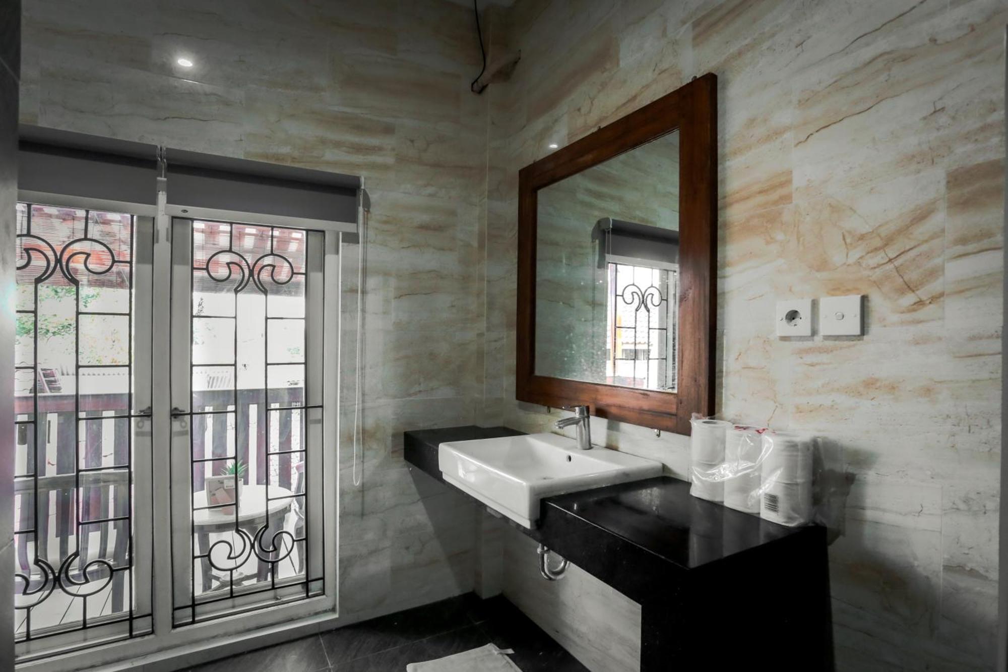 Inez Homestay Yogyakarta Luaran gambar
