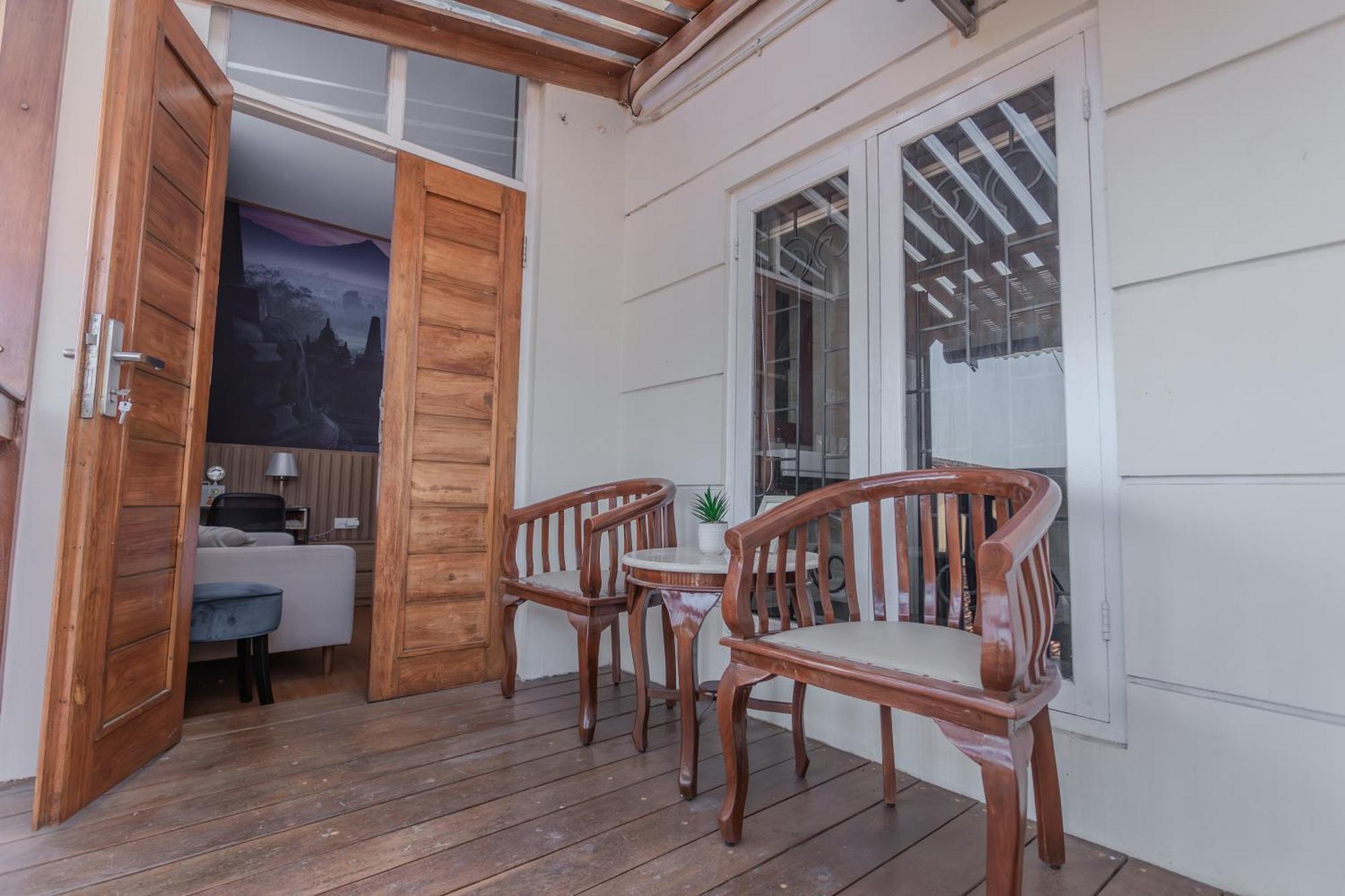 Inez Homestay Yogyakarta Luaran gambar