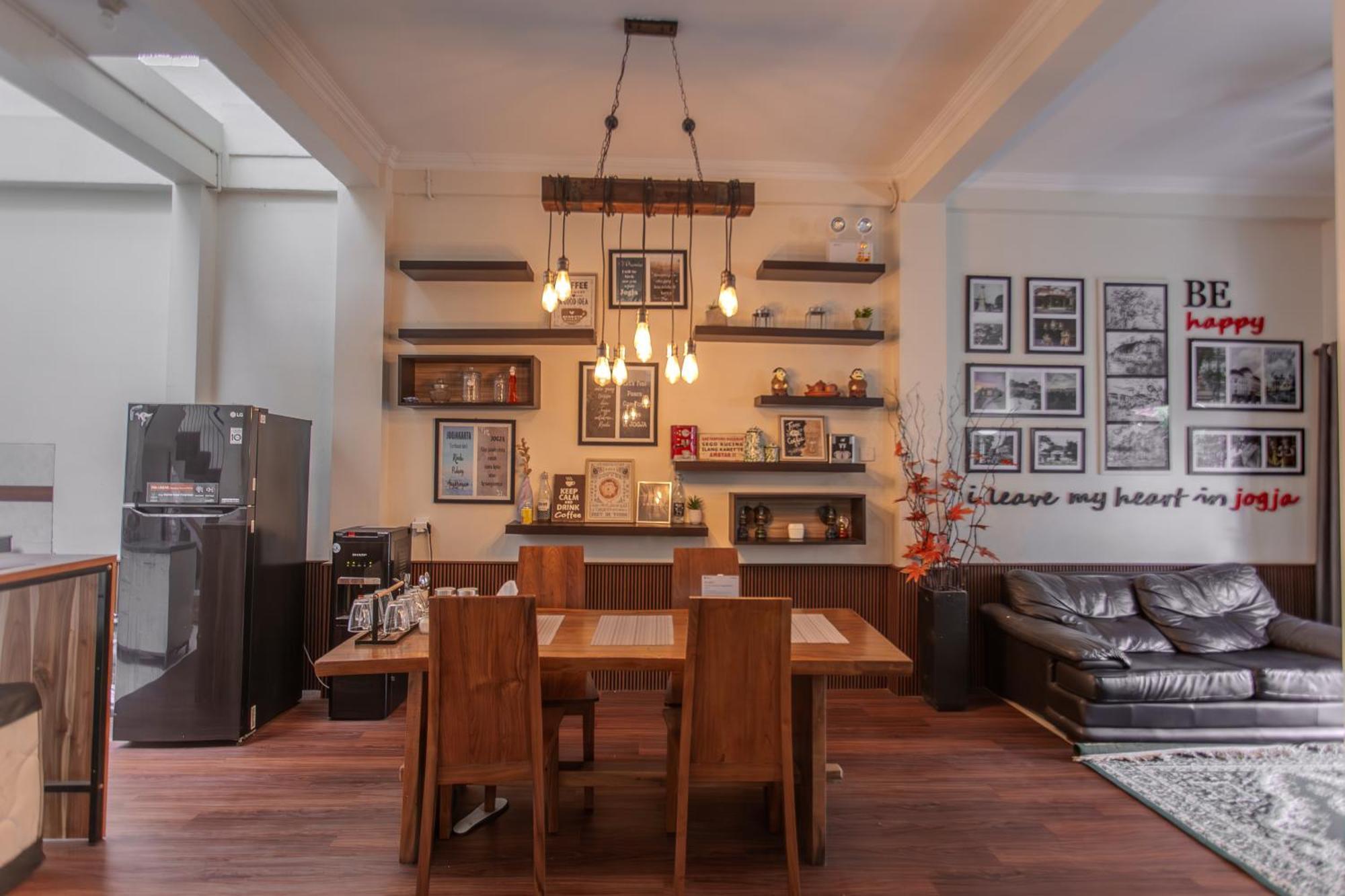 Inez Homestay Yogyakarta Luaran gambar